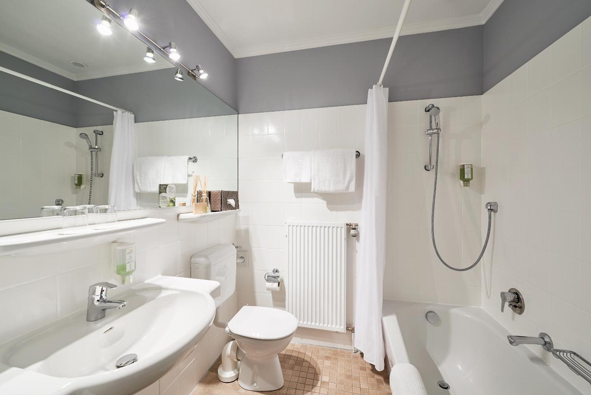 Classic Double Room,1294201552:JPEG